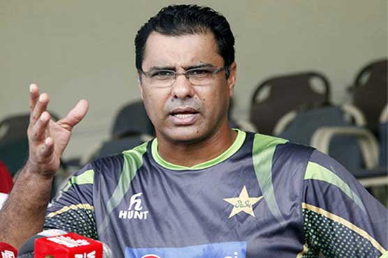 Waqar Younis rubbishes Kamran Akmal's selection for WI tour
