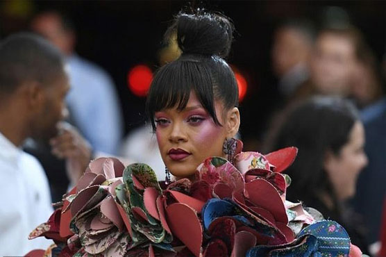 Rihanna shines at New York Met Gala