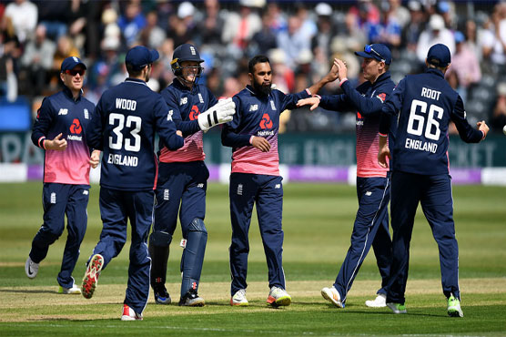 Five-star Rashid strikes as England rout Ireland