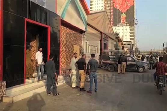 Police storm into MQM-London's function in Gulshan Iqbal