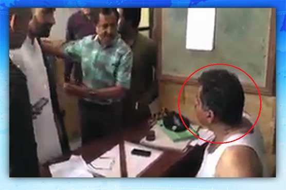 SHO suspended for performing duty without uniform