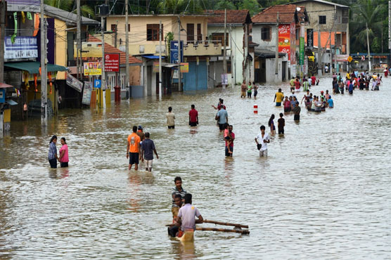 Foreign aid arrives as Sri Lanka flood toll exceeds 200