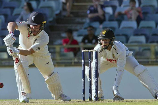 Stoneman, Vince start well, Root, Cook out cheaply for England
