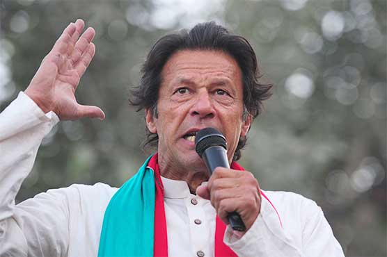 Imran lashes out at Nawaz over remarks against SC judges