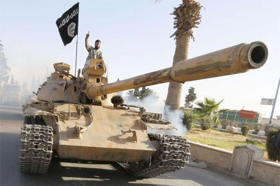 Daesh militants retake nearly half of Syria border town: monitor