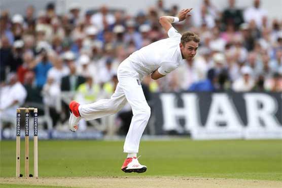 CA XI win toss, bat against England