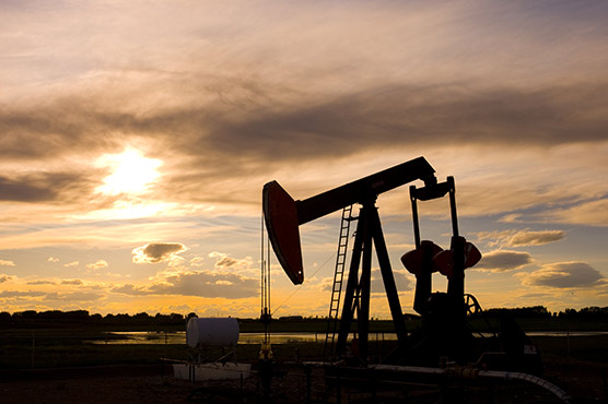 Stock markets retreat as oil slides