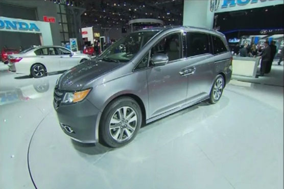 Honda recalls 800,000 minivans over faulty seats