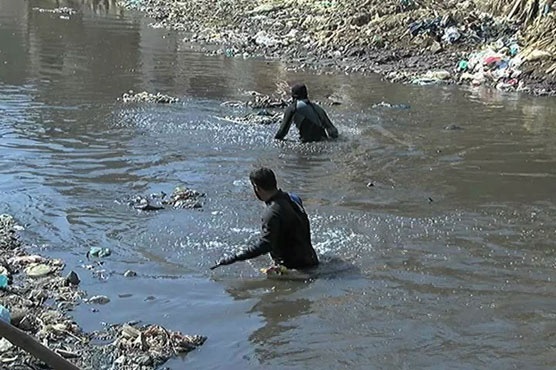 Body of hearing impaired boy recovered from nullah in Karachi