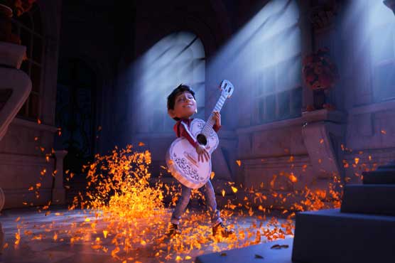 Box Office: 'Coco' Beats 'Justice League' Over Holiday Weekend