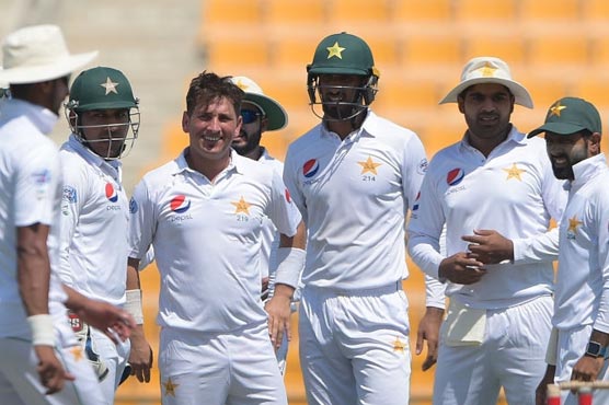 Shah picks two as Sri Lanka 69-4, lead by 66 at stumps Day-4