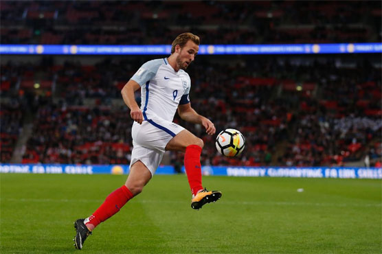 Football: Kane sends lacklustre England to World Cup