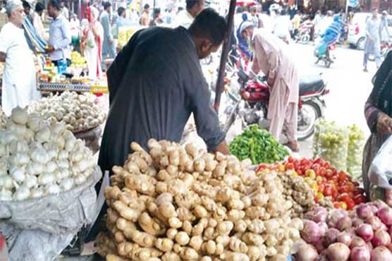 Tomato price falls to Rs150/kg