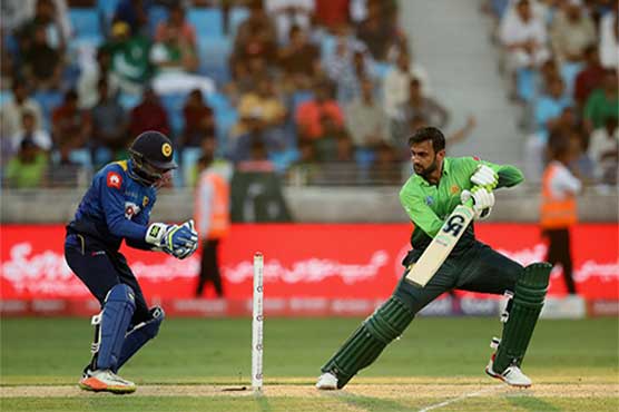 Pakistan all out at 219 in 2nd Sri Lanka ODI