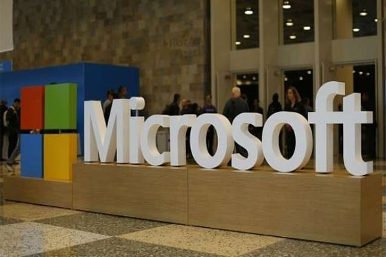 Microsoft responded quietly after detecting secret database hack in 2013