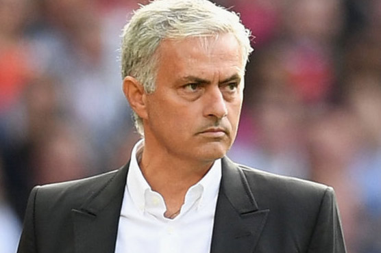 Mourinho fumes as loss lets Man City pull away