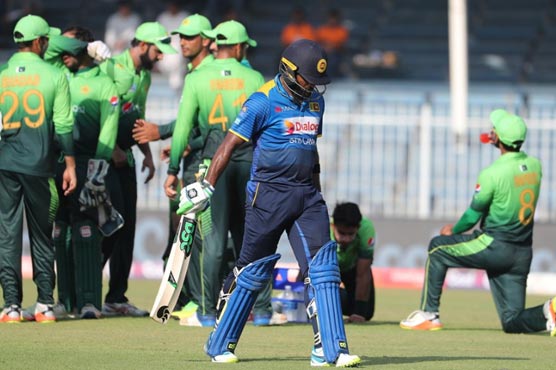 Pakistan need 104 for whitewash after Sri Lanka collapse