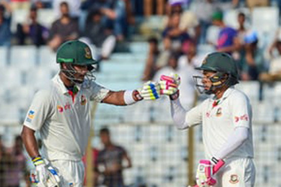 Bangladesh reach 253-6 despite Lyon's five wickets