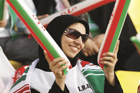  Iran: Technical glitch gives female football fans a short-lived hope