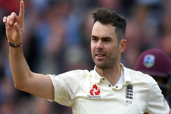 England's Anderson on top of the world rankings