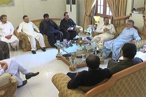 No difference in vision: Kamal, Pir Pagara agree