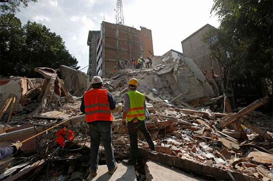 Blame starts to fly over Mexico quake collapses