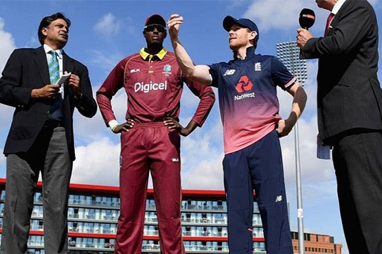 England bowl against West Indies in 4th ODI