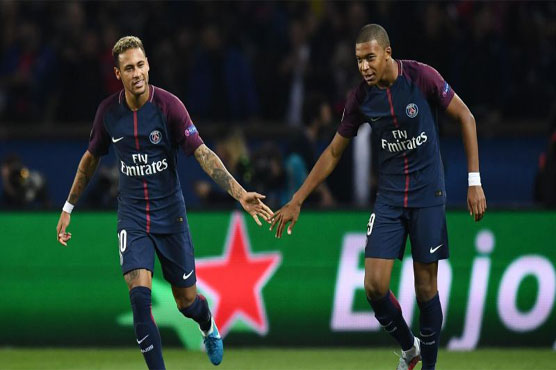 Football: Cavani, Neymar on target as PSG outclass Bayern