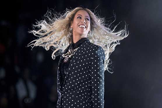 Beyonce sings Spanish in hurricane relief remix