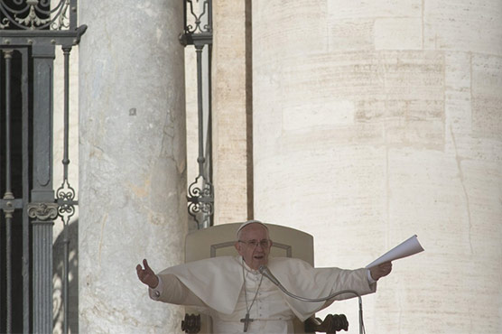 Pope Francis to wage war on 'fake news'