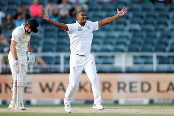South Africa build up 401-run lead over battling Aussies
