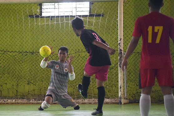 Indonesia's footless goalkeeper kicks home powerful message