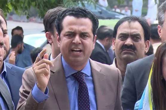 Talal Chaudhry contempt case: lawyer requests lenience, judge insists on justice