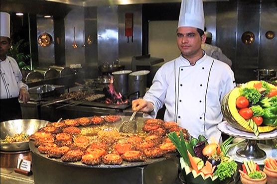 Karachi: Food festival celebrates Peshawari cuisine