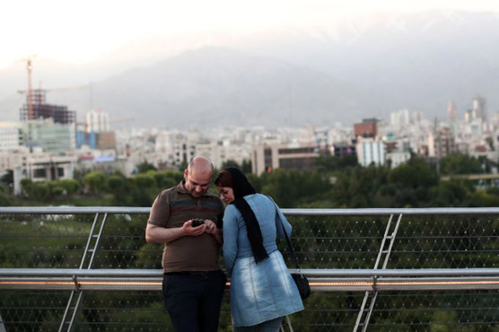 Iran bans foreign social media networks in schools