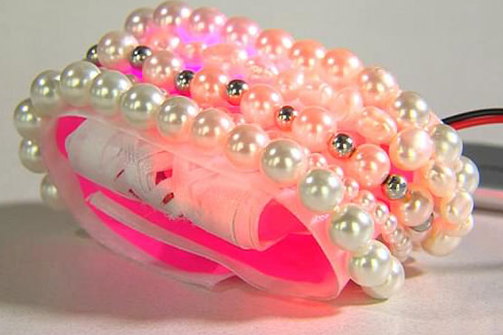 Smart bracelet will call for help if you're attacked