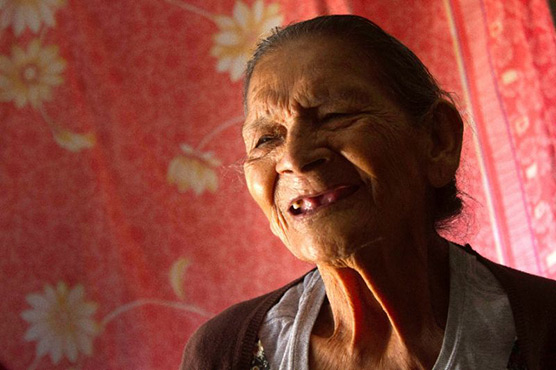 At 96, Mexican woman fulfills dream: going to high school