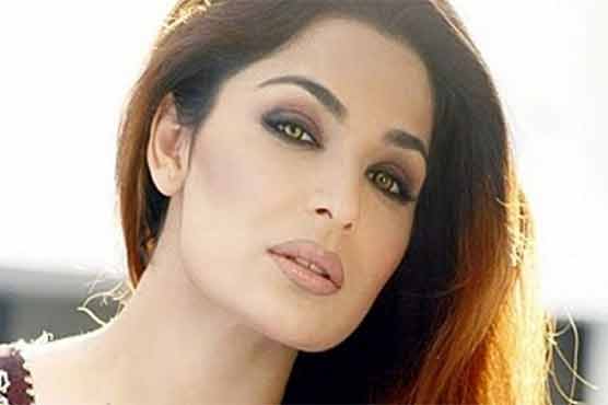 Meera expresses to support PTI Chief Imran Khan 