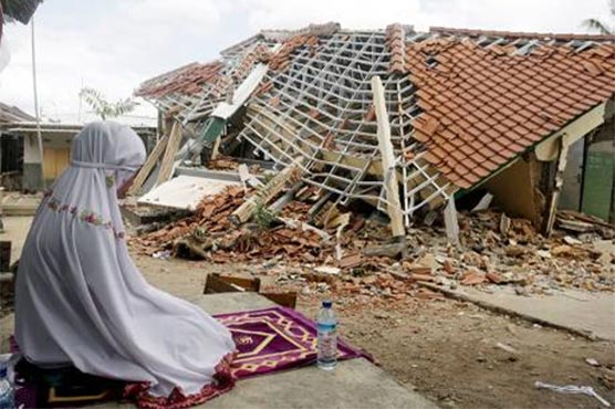 Death toll from Indonesia quake tops 380