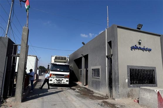 Israel reopens Gaza crossing as truce talks press on