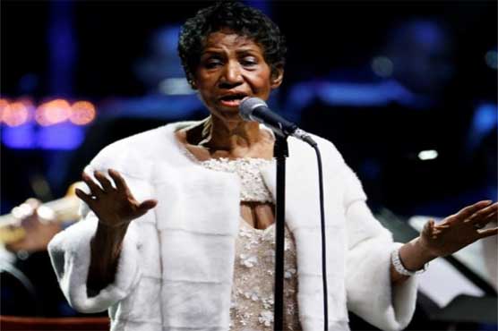 Ailing Aretha Franklin visited by Stevie Wonder, Jesse Jackson