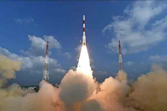 India plans to send manned flight into space by 2022
