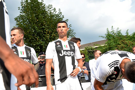 Ronaldo set for Serie A debut amid sombre backdrop in Italy
