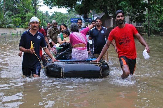 UAE, Indian expats mobilize to help Kerala UAE, Indian expats mobilize to help Kerala