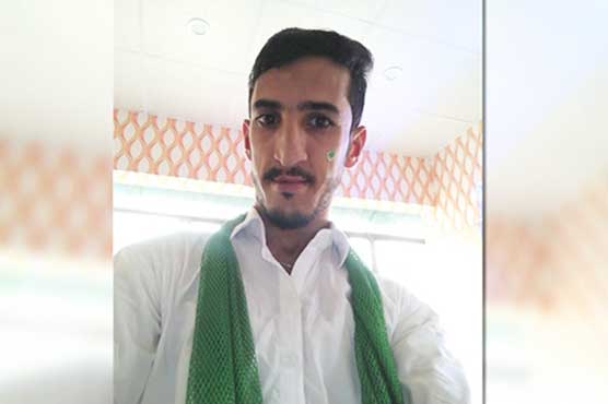 Karachi: Enraged locals protest as youth killed during raid against drug peddlers