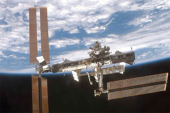 Space station reports 'leak', crew not in danger