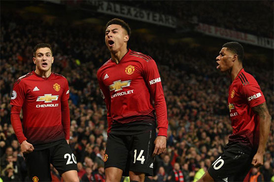 Man Utd fight back again but Arsenal extend unbeaten run