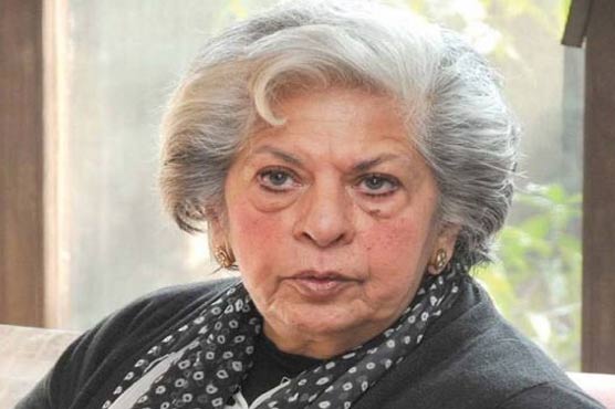 Allegations on Benazir: Bakhtawar serves legal notice to Abida Hussain