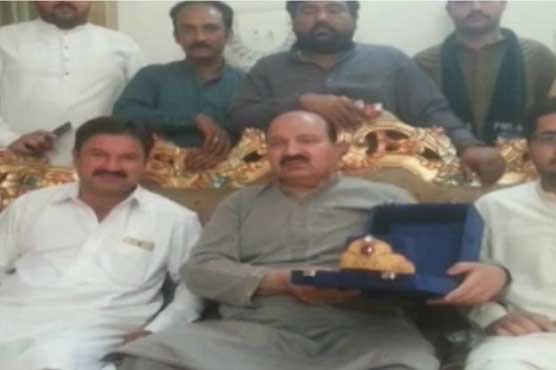 55-gramme gold crown awaits Maryam Nawaz in Sheikhupura