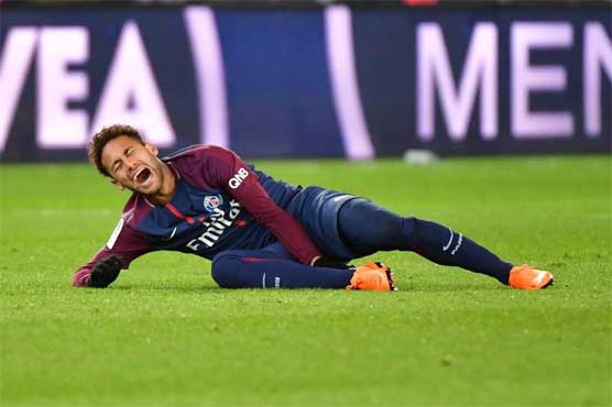 Neymar suffers fractured metatarsal, serious doubt to face Real